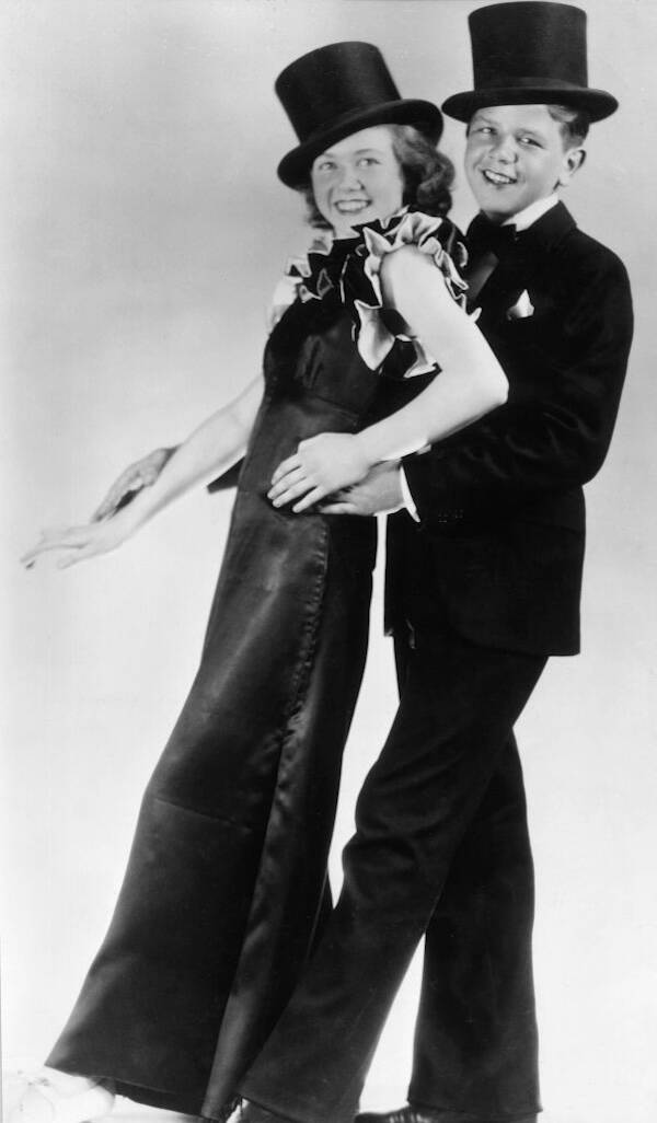 Doris Day posing with Jerry Doherty