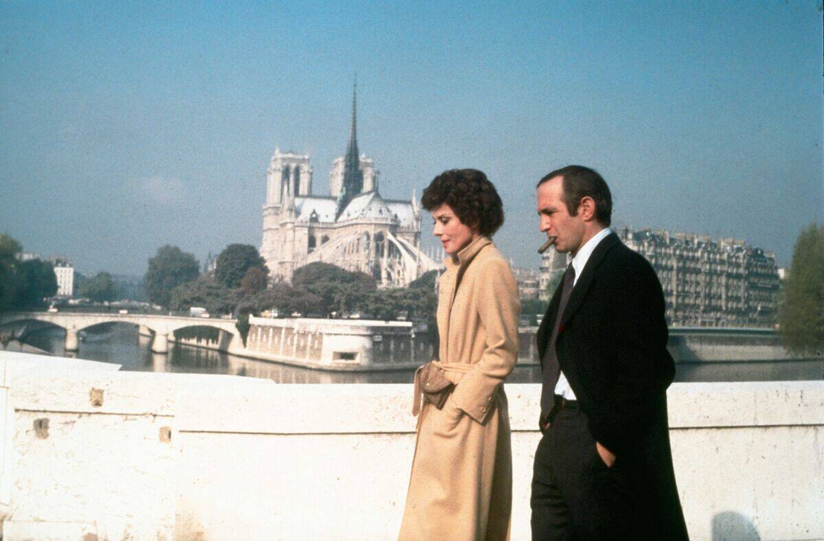 Audrey Hepburn and Ben Gazzara as Elizabeth Roffe and Rhys Williams in 'Bloodline'