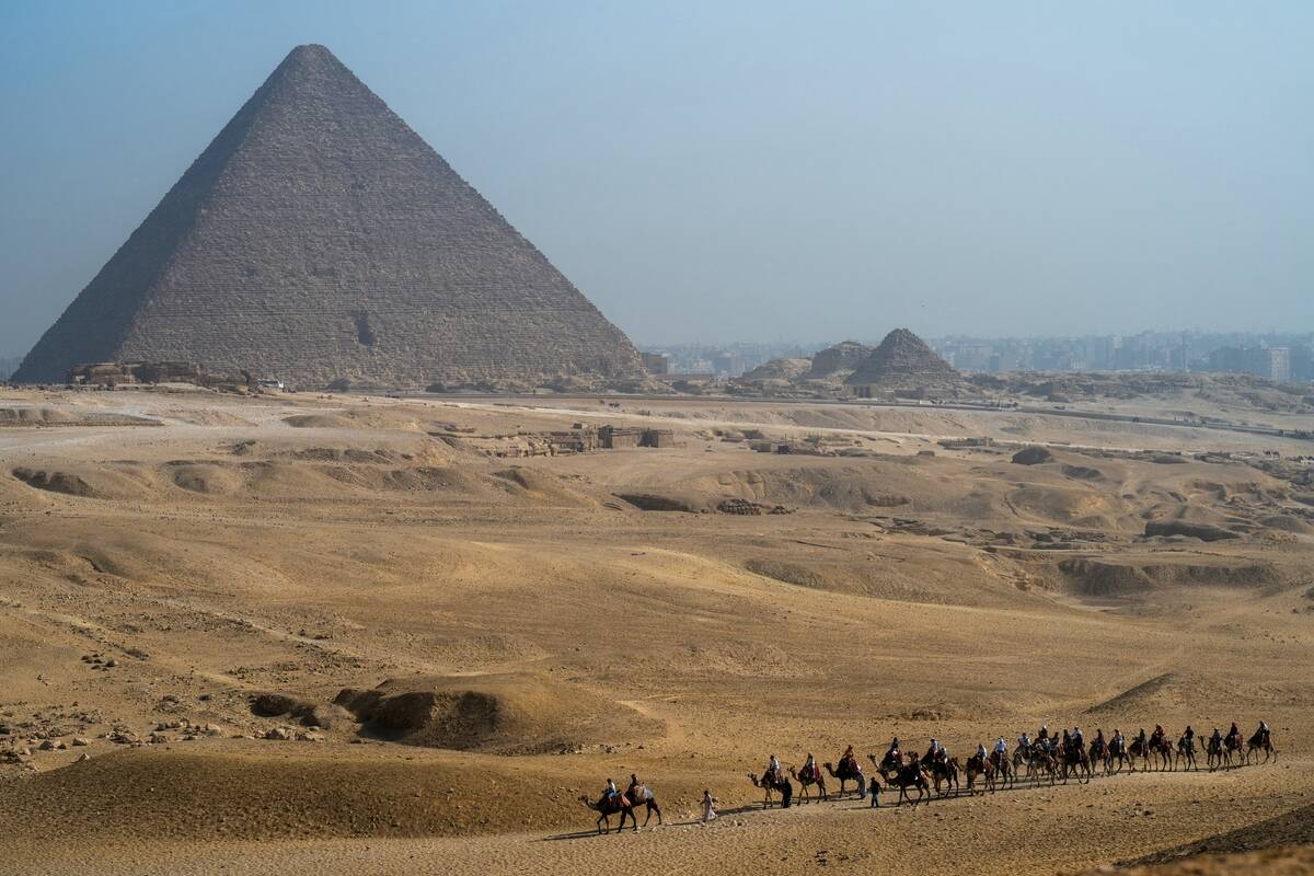 EGYPT-TOURISM-HISTORY-PYRAMIDS