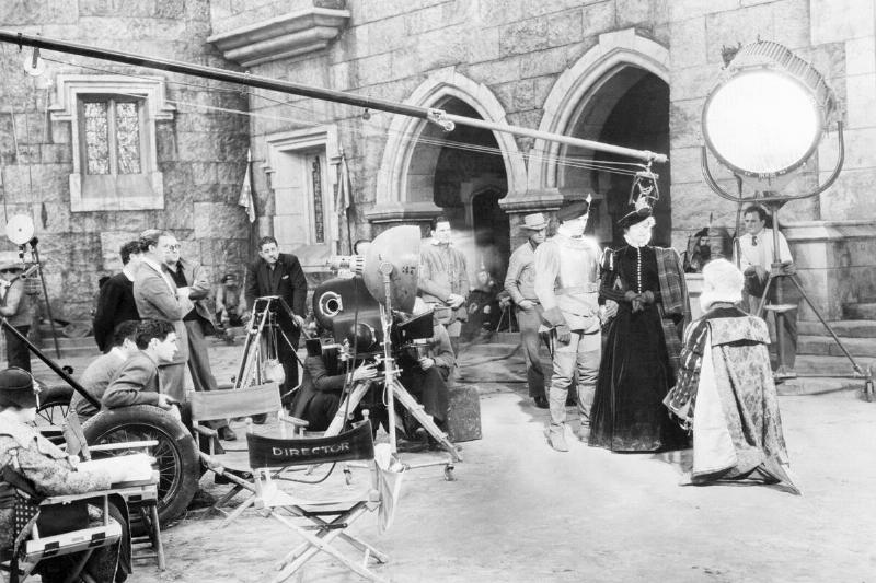 Behind-the-scenes shot of 'Mary of Scotland'