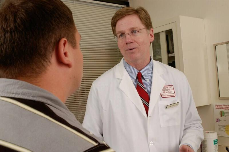 national-cancer-institute-RrG1XKyOBlY-unsplash