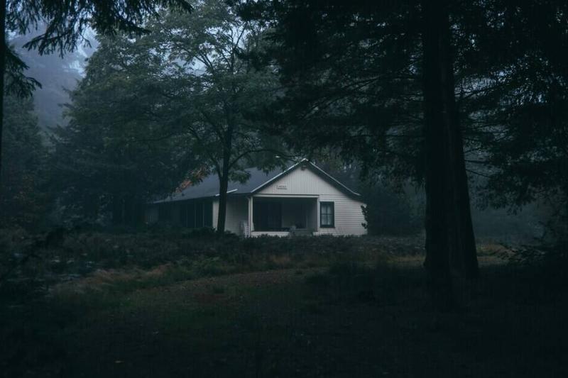 quenten-janssen-IEc5zNjV574-unsplash