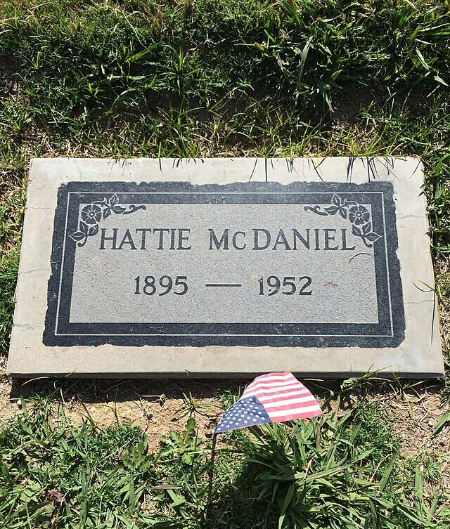 Hattie McDaniel's gravestone