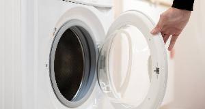 Should You Leave Your Washer Door Open After Every Load? Here’s The Truth