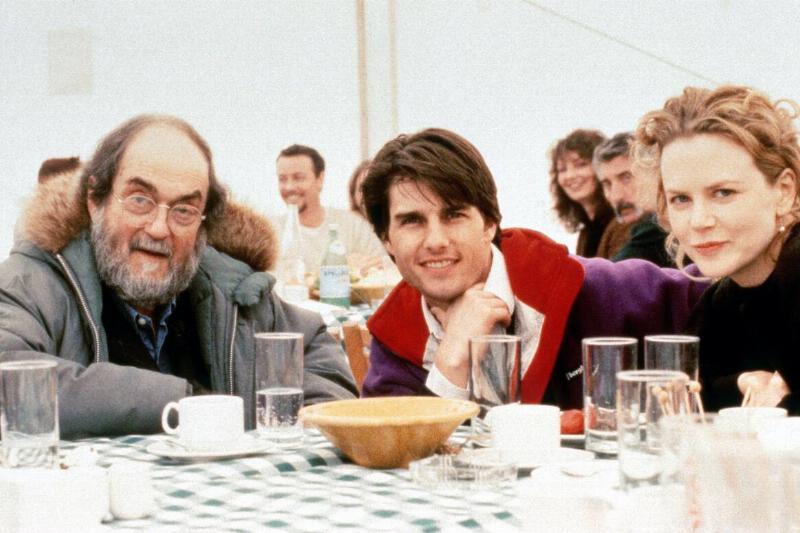 eyes-wide-shut_7ada7a54