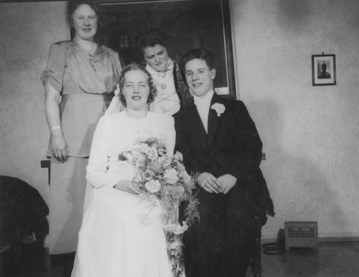 fylkesarkivet-i-vestland-YLyxVlZFGFQ-unsplash