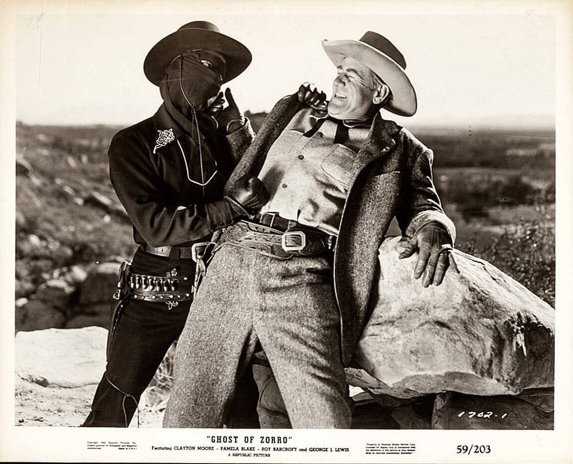 ghost-of-zorro_tCbgWt