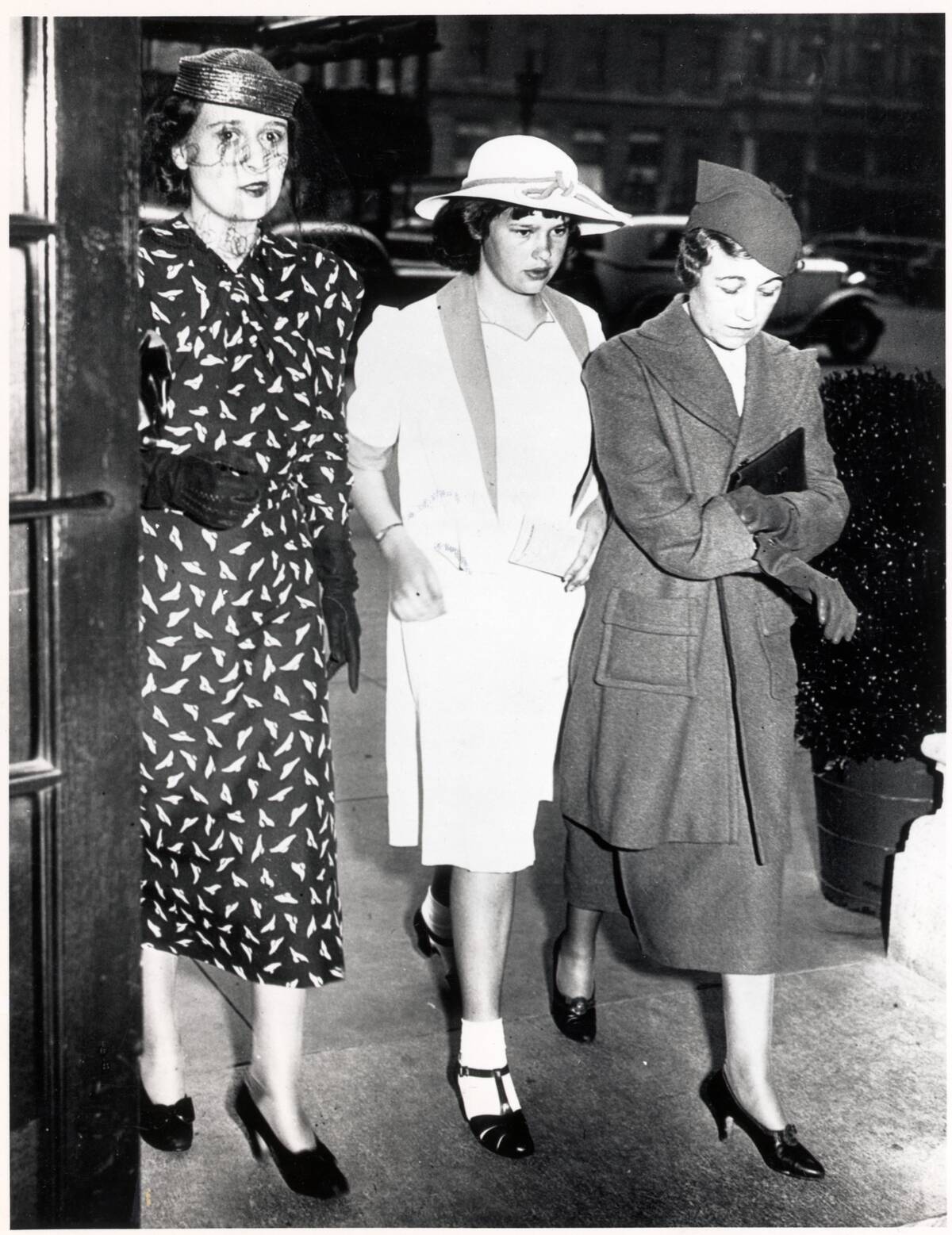 Gloria Vanderbilt With Her Mother