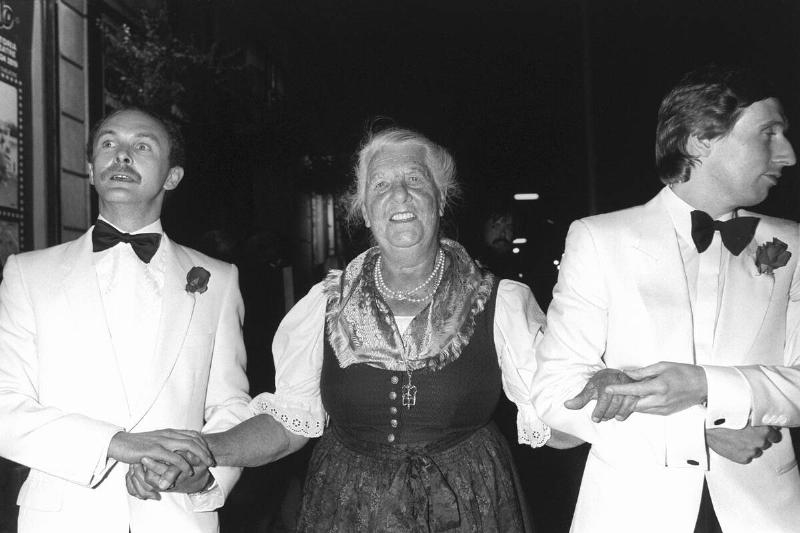 Theatre - Sound Of Music - Maria von Trapp - Apollo Victoria Theatre, London