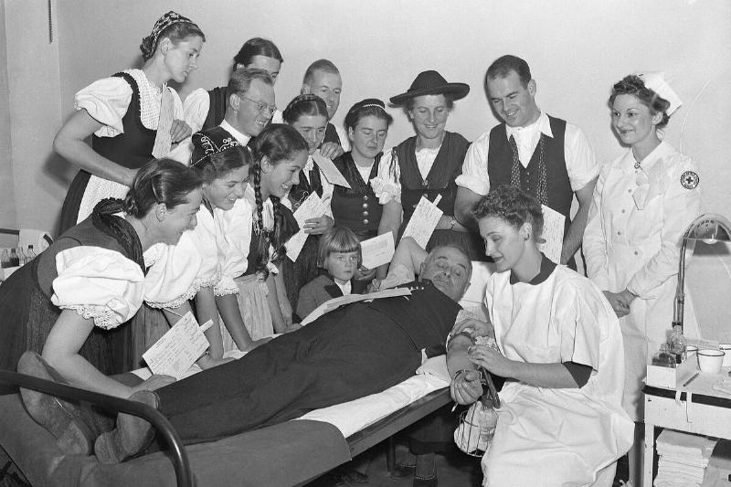 Von Trapps Watches as George Has Blood Taken