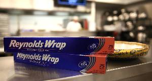 This Hidden Feature On Aluminum Foil Boxes Makes Them Much Easier To Use