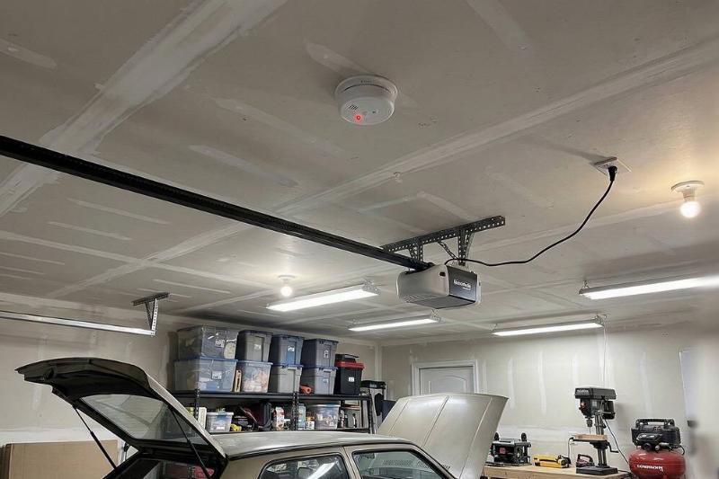 сигнализация дыма в гараже Датчик дыма в гараже.