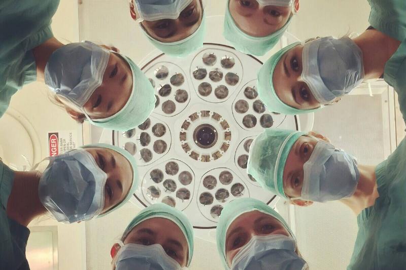 national-cancer-institute-701-FJcjLAQ-unsplash