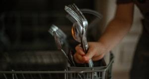 The Right Way To Load Silverware In A Dishwasher, According To Experts