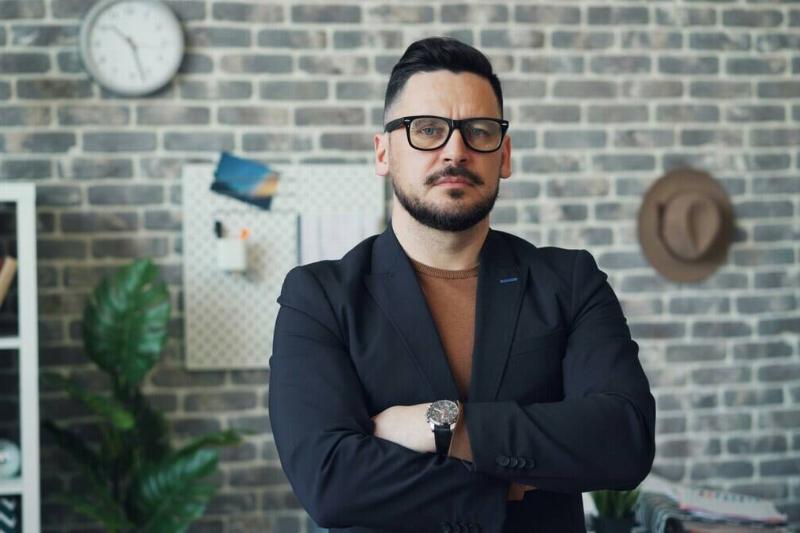 vitaly-gariev-jiOJQF5xEdw-unsplash