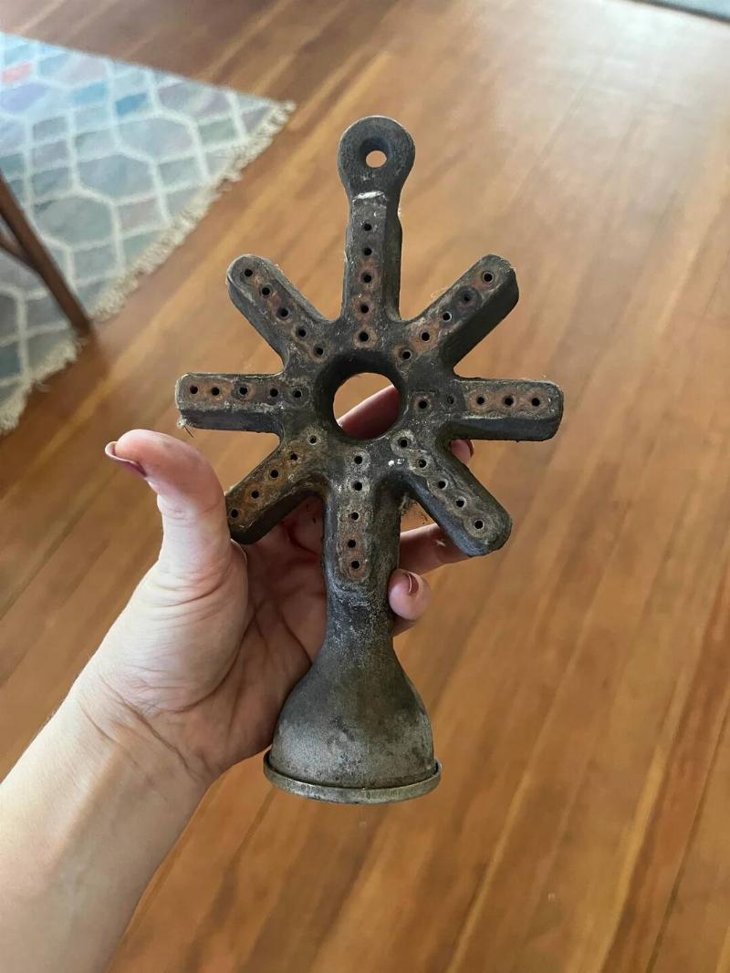 found-something-cool-in-my-attic-v0-ab5c6apaf7qd1