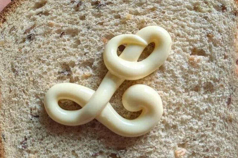my-mayo-came-out-as-a-perfectly-calligraphed-l-v0-9hixm61svlye1