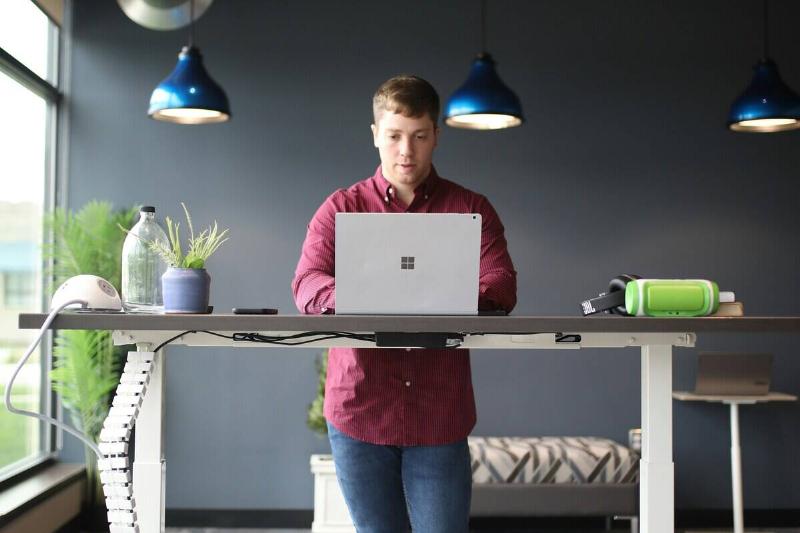 thestandingdesk--rzw0n9cLCs-unsplash