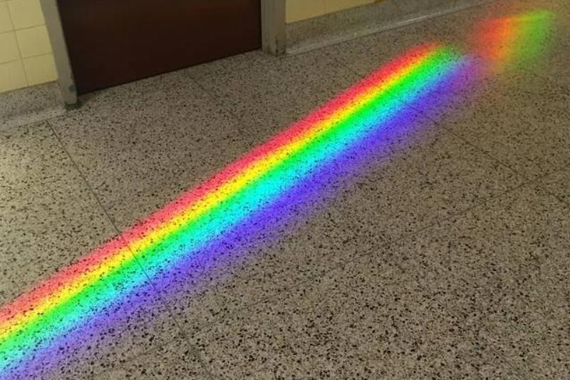this-perfect-rainbow-in-my-schools-science-hall-v0-71bcbx1arkj21