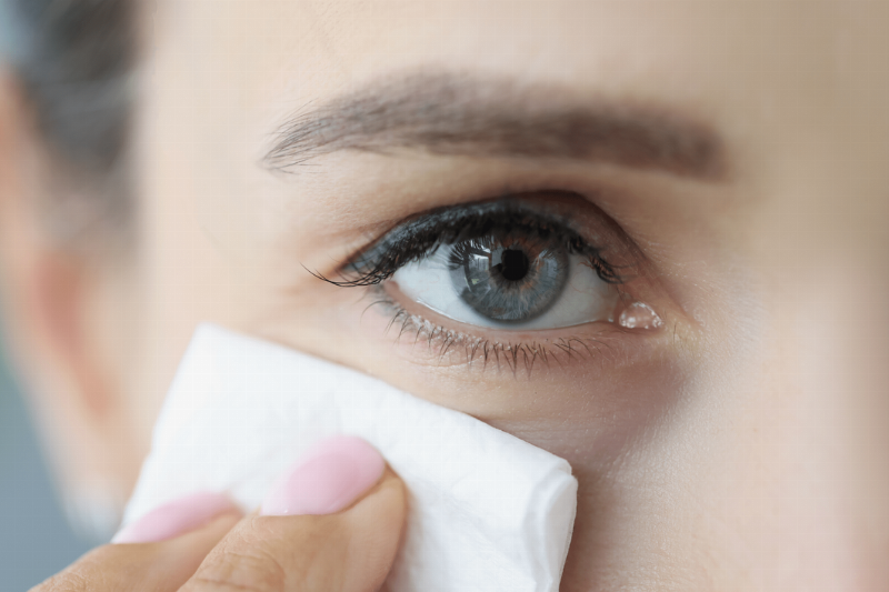 A cloth under a person's eye. 