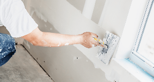 Tips And Tricks For How to Spackle Drywall Seamlessly