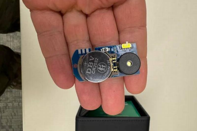 found-hidden-in-my-tissue-box-at-work-tiny-circuit-board-v0-whlfg25gab9f1