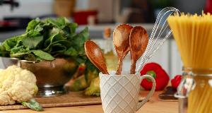 Never Put These 5 Items In The Dishwasher