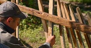 The Easiest Way To Remove An Old Fence