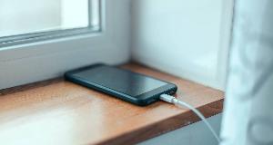 Never Put These 8 Things On Your Windowsill