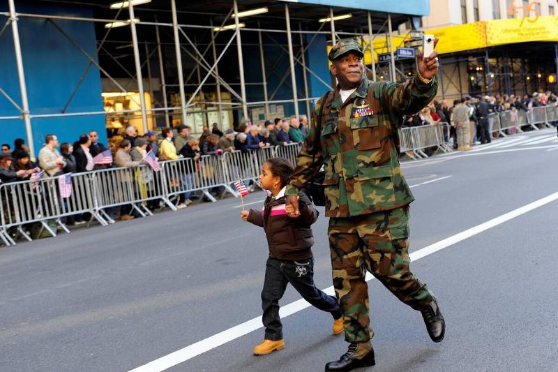 Veteran's Day parade marches up Fifth Ave from 23rd to 56th