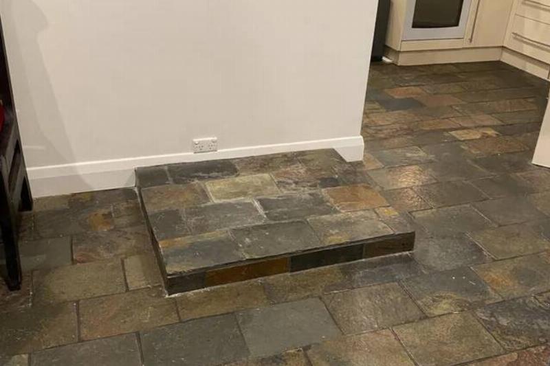 what-is-this-elevated-place-in-my-house-v0-gewmqqxk442f1