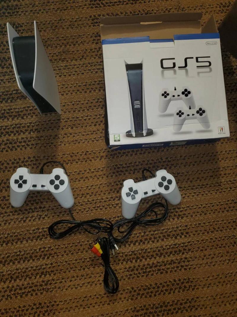 my-granny-told-me-she-got-me-a-ps5-and-some-controllers-v0-ncx307oarsgf1