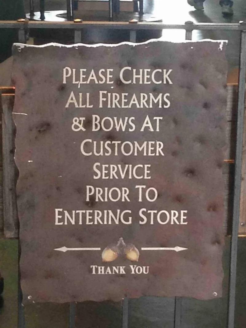 you-only-see-this-down-south-florida-bass-pro-shop-v0-3QWsi9rhFNTwkoXeQ_-Cv5yUKCWBCzhIZ4dAXuyqAt8