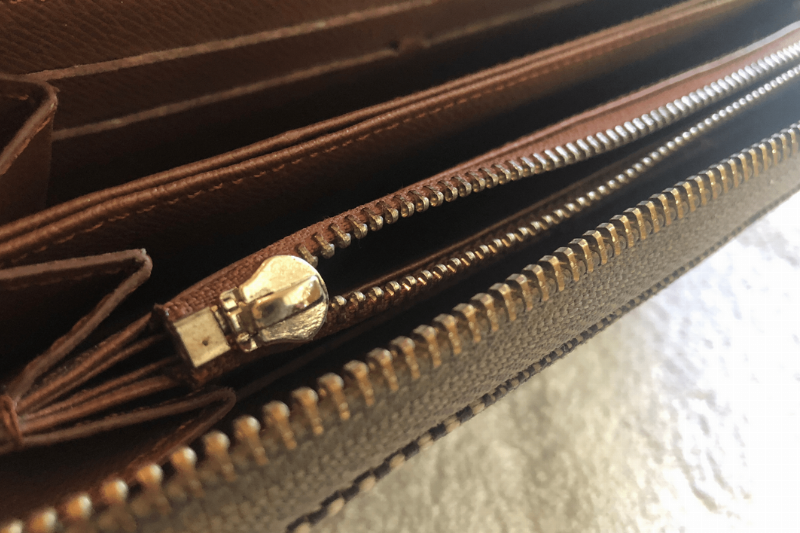 A broken zipper.