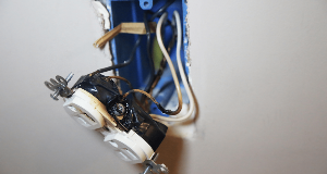 If You See This, Your Home Has A Dangerous Electrical Problem