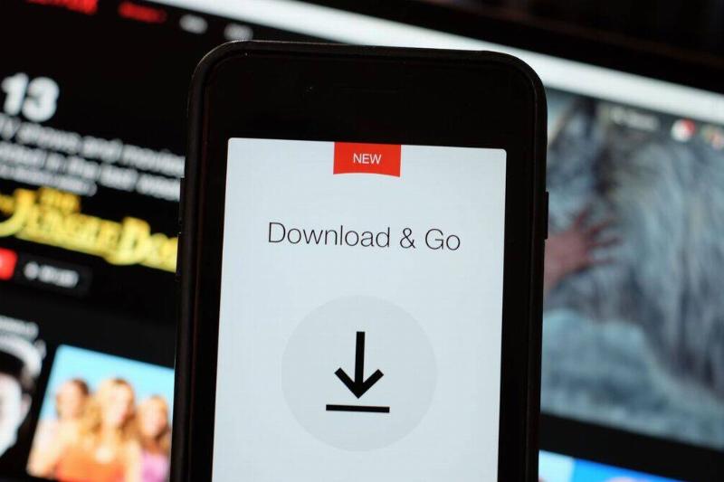A file downloading on a smartphone. 