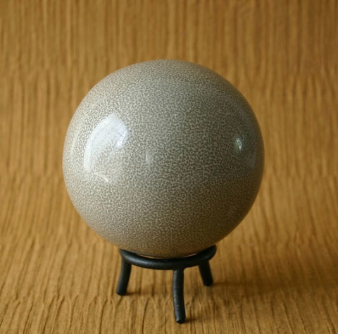 FULLgray_dorodango_large.jpg