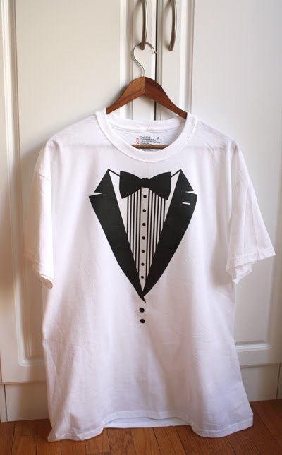 [DIY-tuxedo-tshirt.jpg]