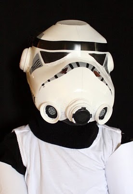 milkjugstormtrooperhelmet11.jpg