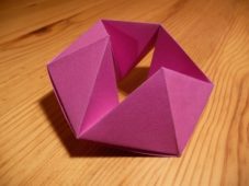 How to: Make a Hexaflexagon – The Most Amazing Thing Math Has Ever Produced!