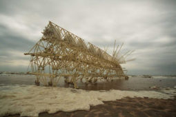 Skeletons that Walk in the Wind: Strandbeests by Theo Jansen