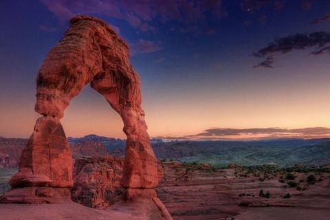 desert-arch-moab-utah-united-states-485x728_large.jpg