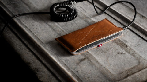 Sleek and masculine iPhone Wallet