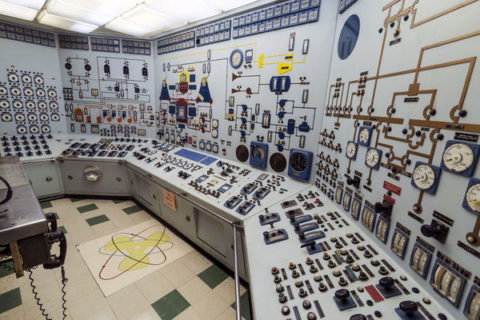 gallery-1436388667-ns-savannah-control-room-md1_large.jpg