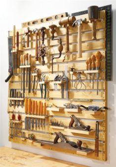 Hold_2D00_Everything-Tool-Rack_5F00_lead_large.jpg