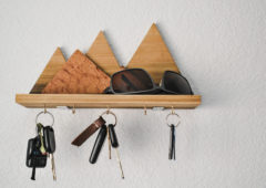 Make This: Wooden Mountain Key Rack