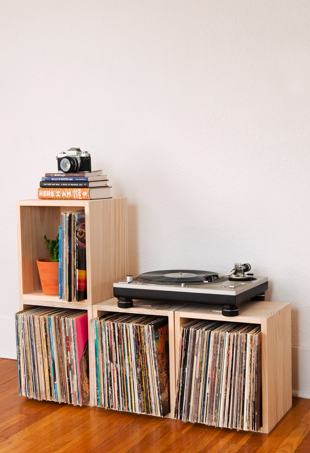 A Simple Woodworking Storage Project You Can Build This Weekend ...