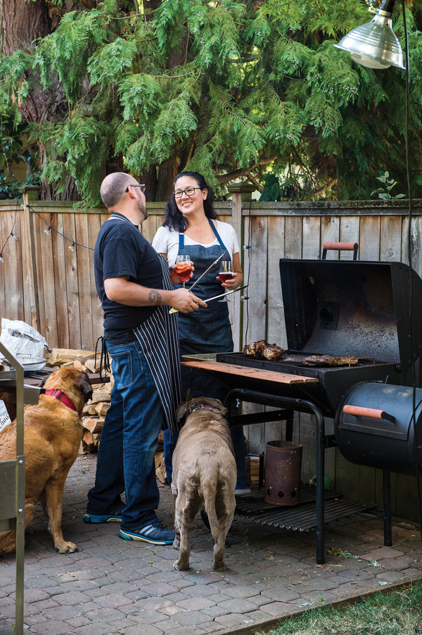 How to Turn Your Grill into a Smoker ManMadeDIY