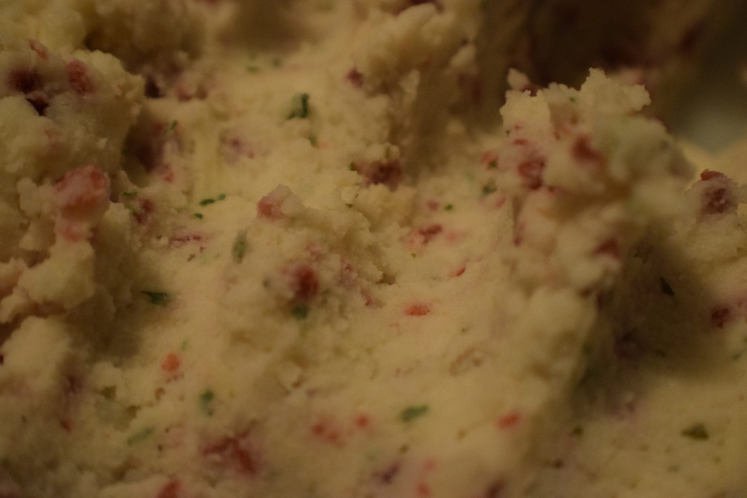 mashed potatoes with bacon and chives