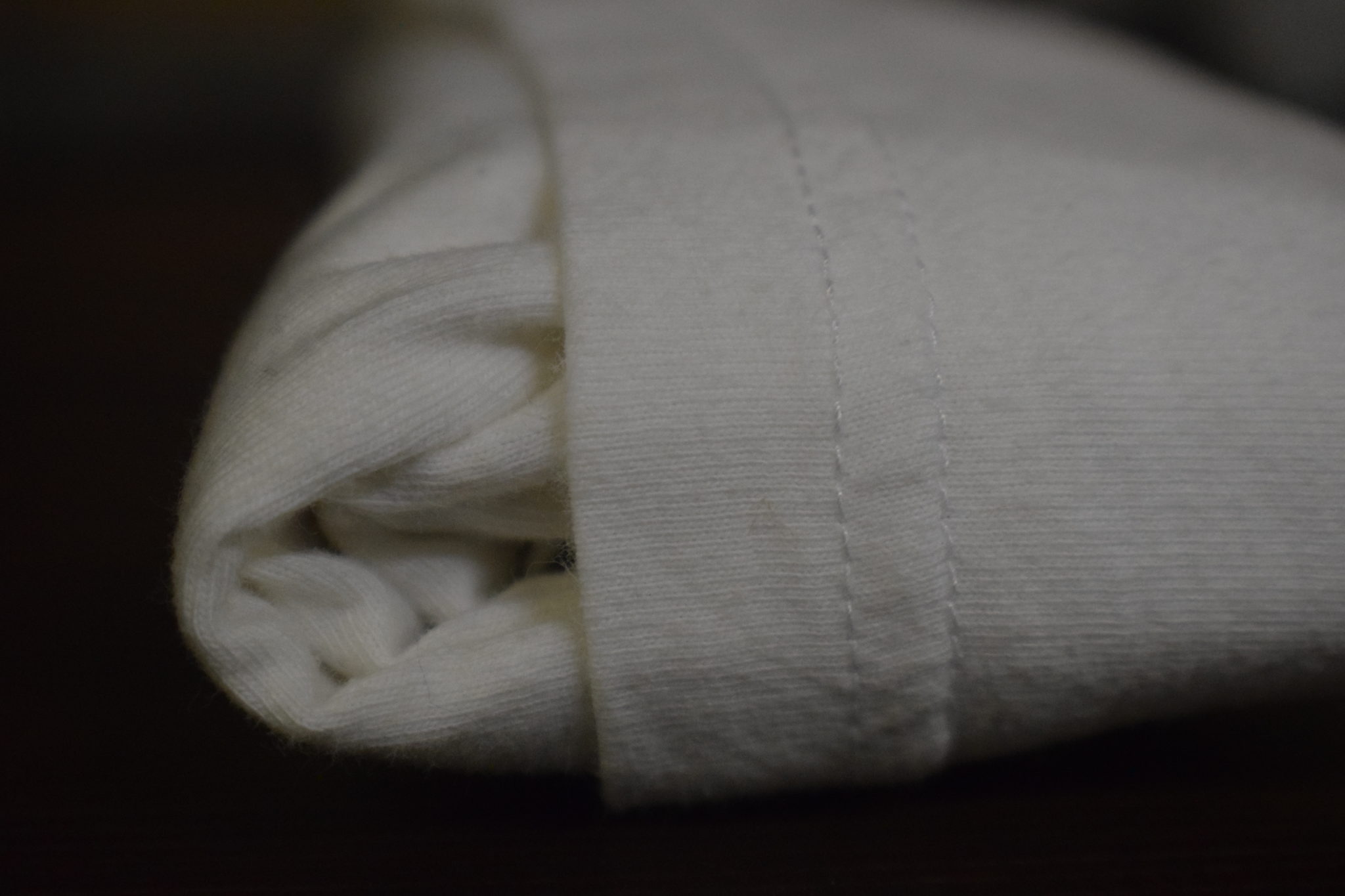 How to Ranger Roll Pants, Shirts and Other Clothes With This Army Hack